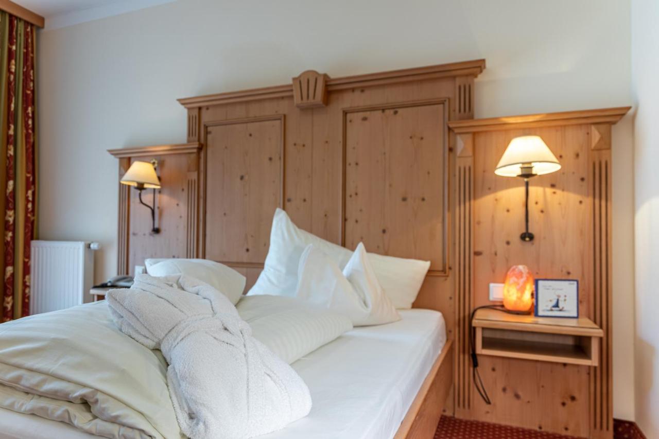 Hotel Gletscherblick Sankt Leonhard im Pitztal Luaran gambar