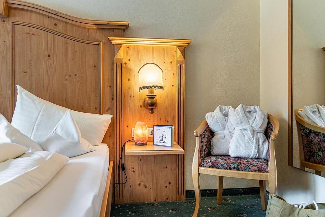 Hotel Gletscherblick Sankt Leonhard im Pitztal Luaran gambar
