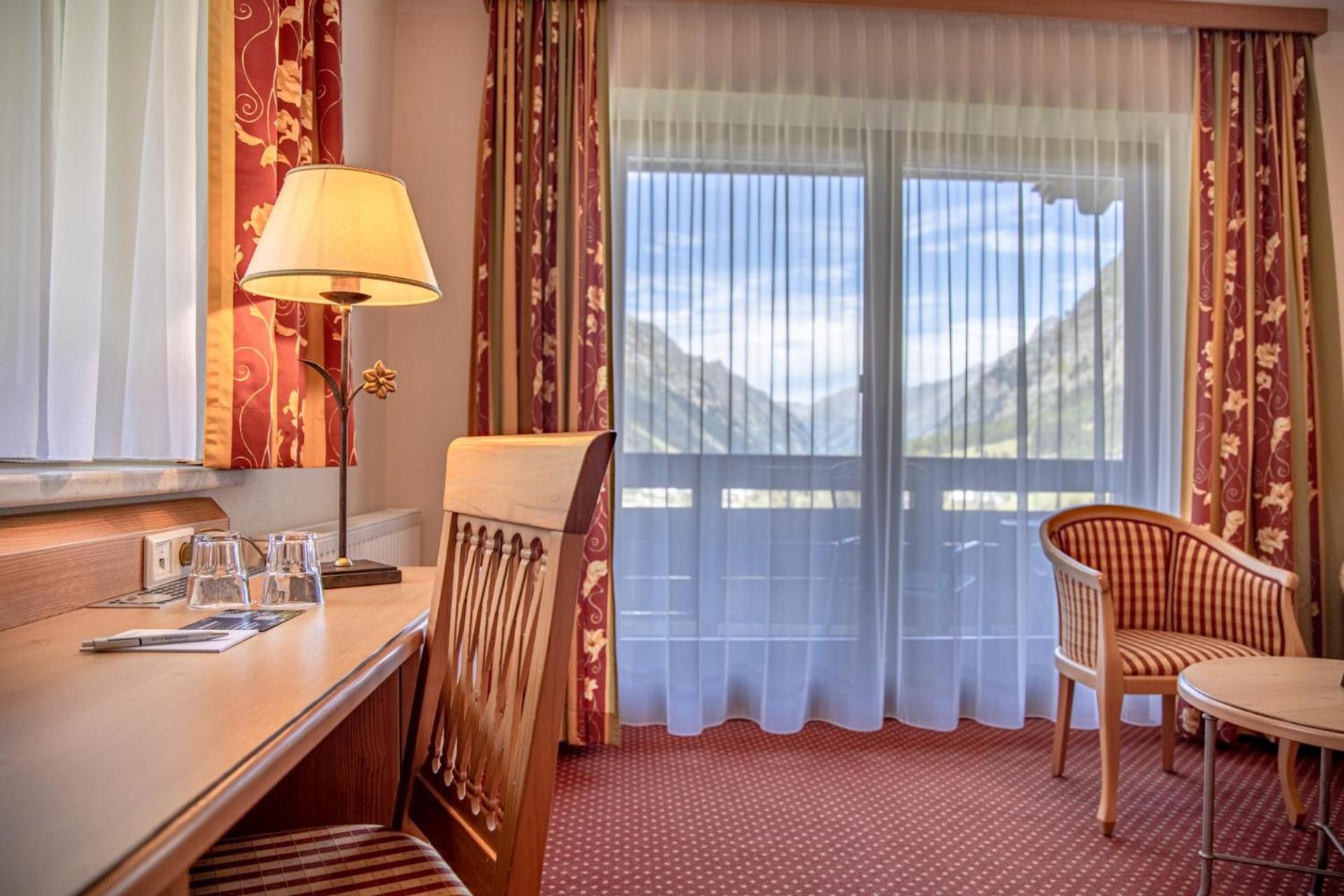 Hotel Gletscherblick Sankt Leonhard im Pitztal Luaran gambar