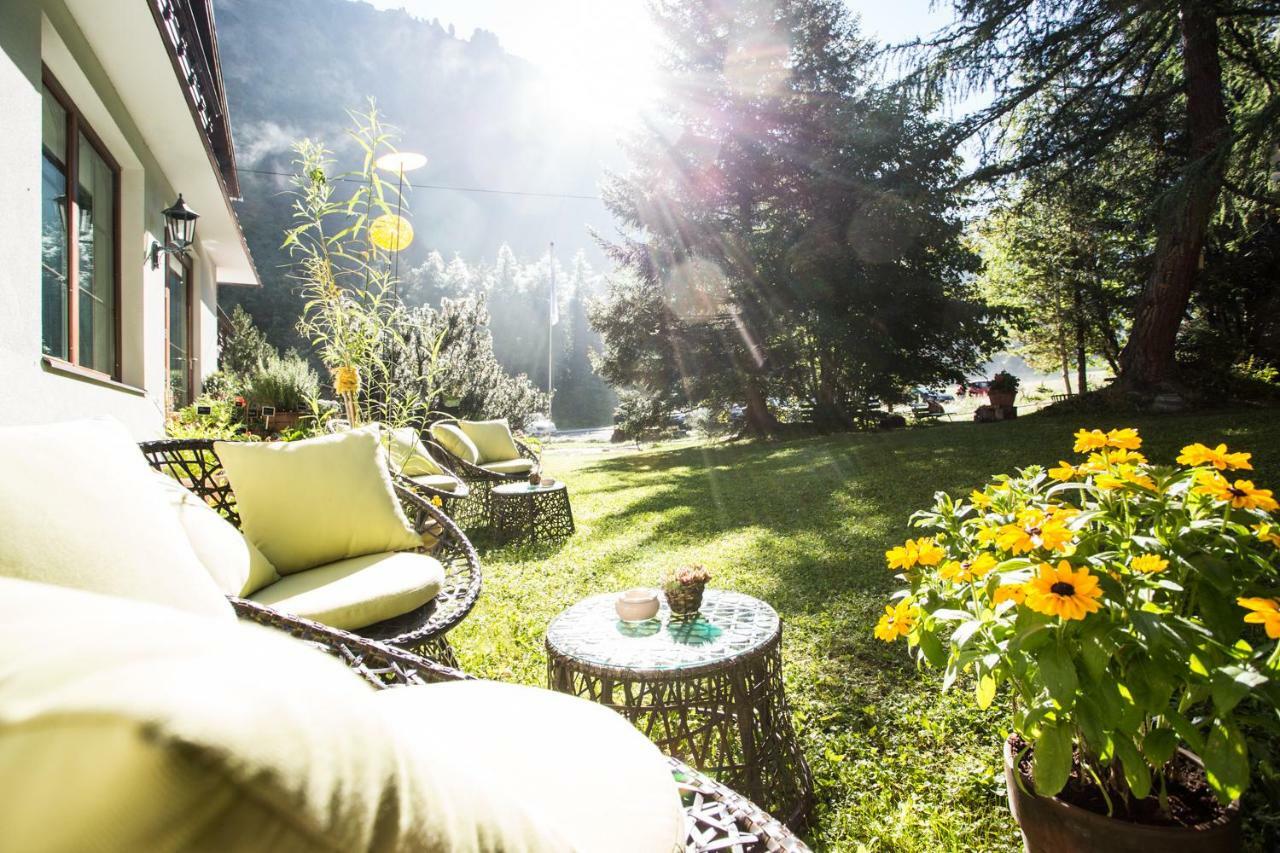 Hotel Gletscherblick Sankt Leonhard im Pitztal Luaran gambar